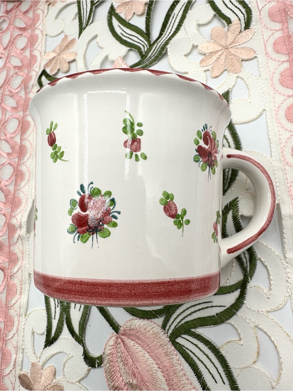 3 Austrian Gmundner Keramik Mugs. Biedermeier pattern. Hand Painted. - Picture 5 of 12